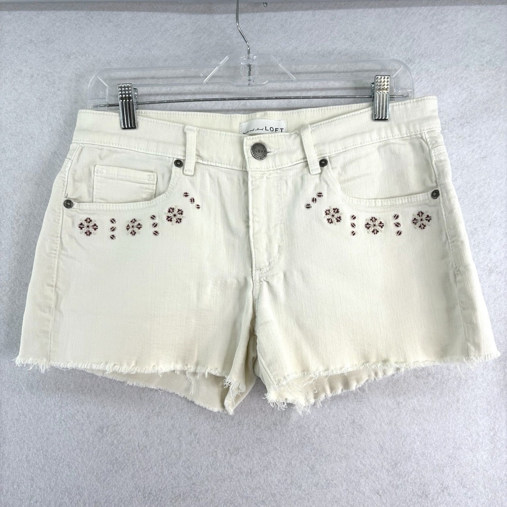 LOFT Off-White Embroidered Raw Hem Denim Shorts Womens 6/28 Boho Summer Festival